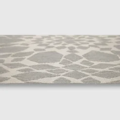 5' X 7' Medallion Outdoor Rug Gray - Threshold™ -Threshold GUEST 95f159ee ba5e 452e a4cf 4e0ba8f5a4bb