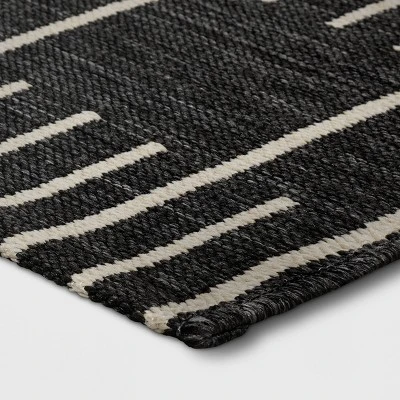 5'x7' Striped Checks Outdoor Rug Charcoal Gray - Threshold™ 2 5'x7' Striped Checks Outdoor Rug Charcoal Gray - Threshold™ - Image 2